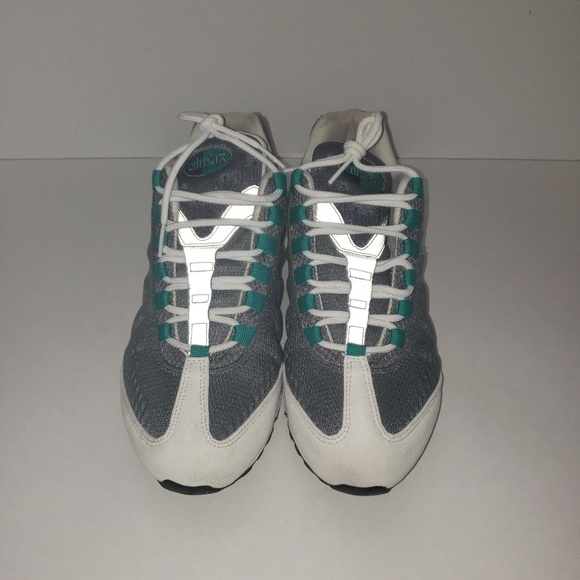 Women's Air Max 95's - Picture 3 of 8